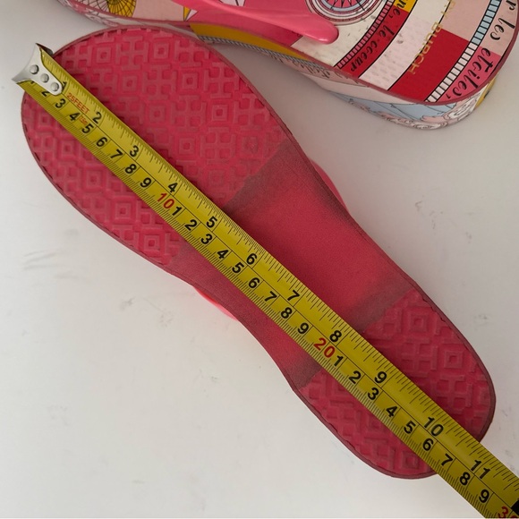 Tory Burch Printed Carved Wedge Flip-flop in Pink Paradise Constellation - Picture 8 of 11